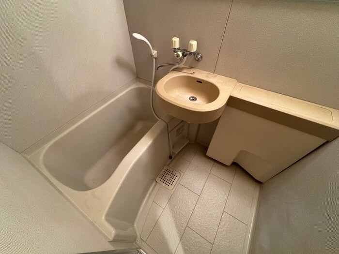 物件内観写真9　(バス／シャワールーム等)