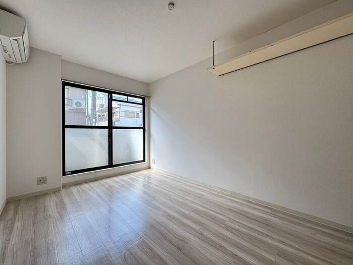 物件内観写真13　(居室)