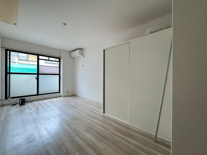 物件内観写真14　(居室)