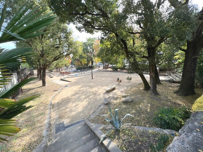 物件外観写真6　(周辺環境)