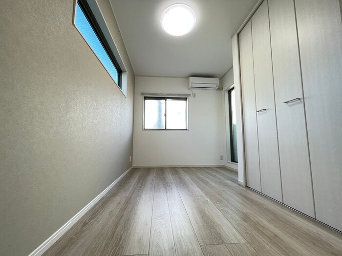 物件内観写真8　(居室)