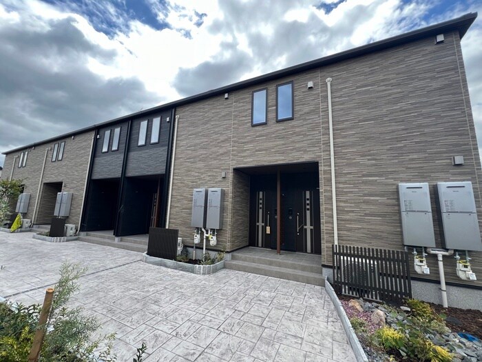 物件外観写真2　(外観写真)