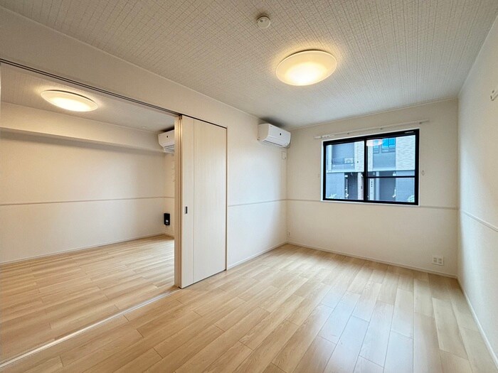 物件内観写真7　(居室)