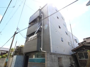 フォレスト野中外観写真