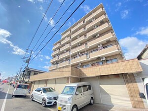 エクセル勝山外観写真
