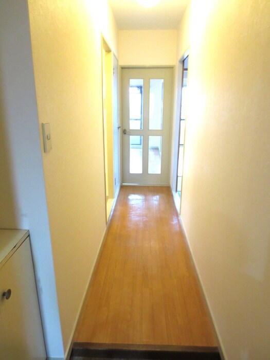 物件内観写真15　(廊下)