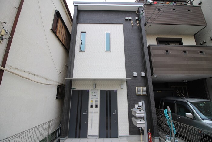 物件外観写真1　(外観写真)