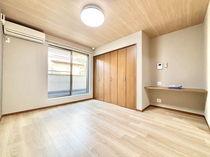 物件内観写真9　(居室)