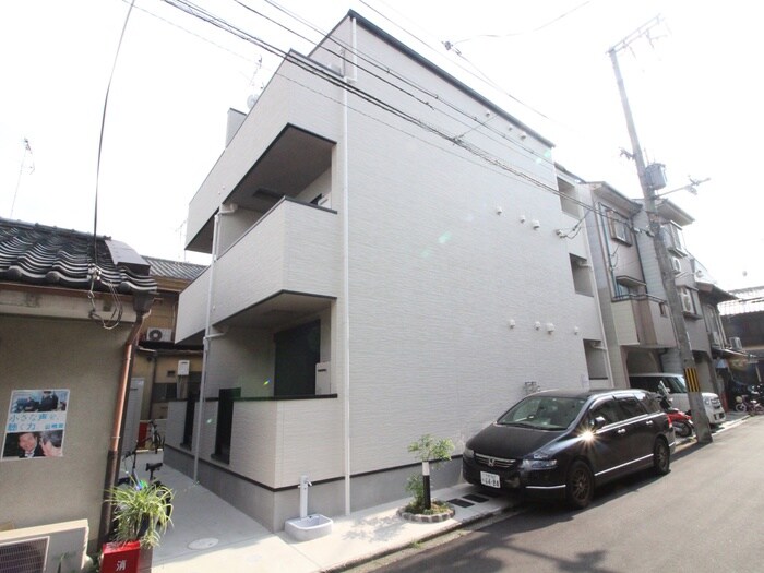 物件外観写真1　(外観写真)