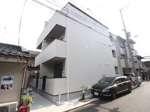 ガーデンフォレスト外観写真