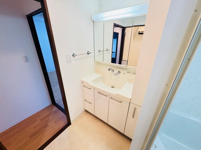 物件内観写真12　(洗面)