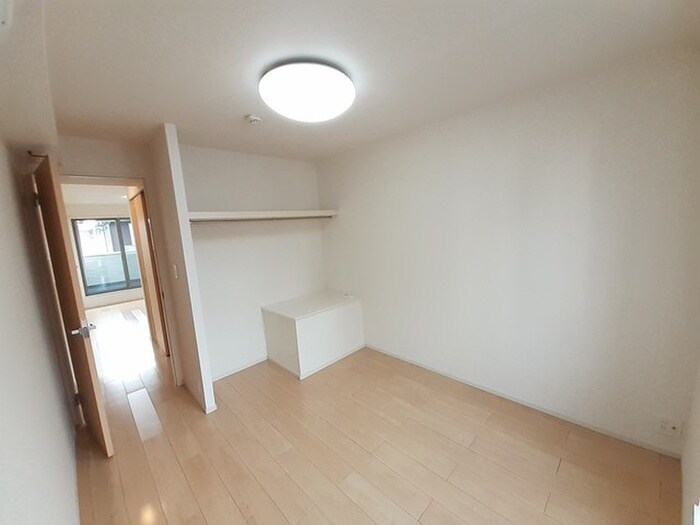 物件内観写真5　(居室)