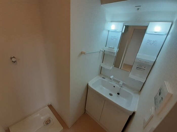 物件内観写真9　(洗面)