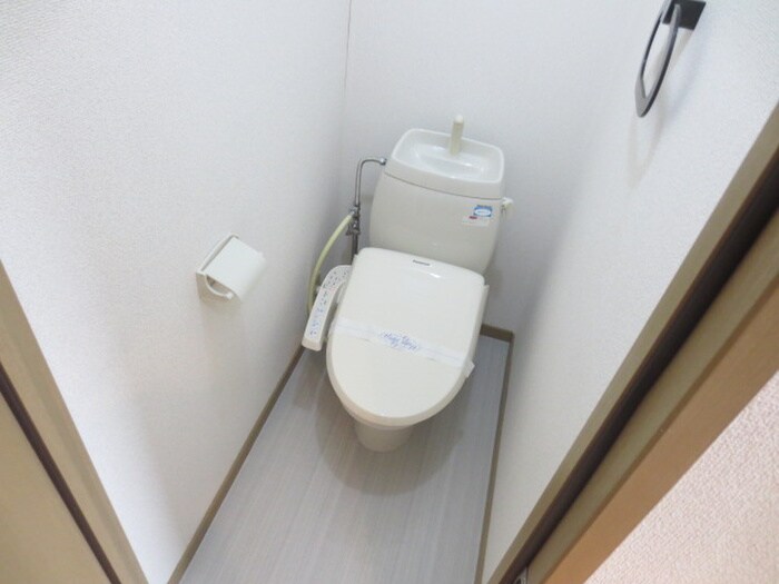 物件内観写真9　(トイレ)