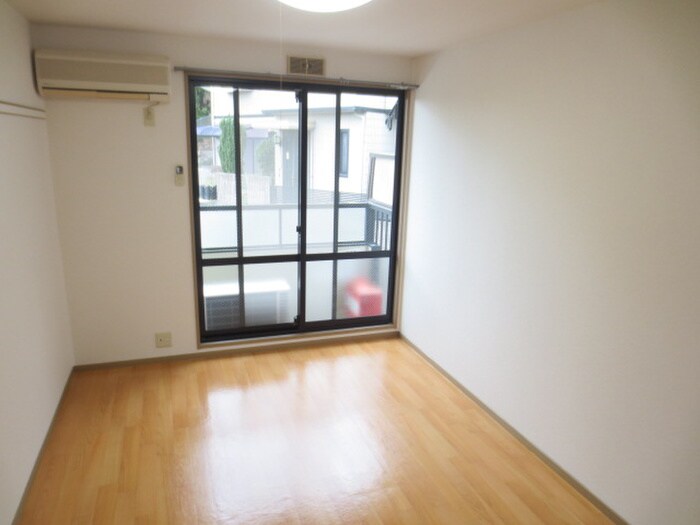 物件内観写真11　(居室)