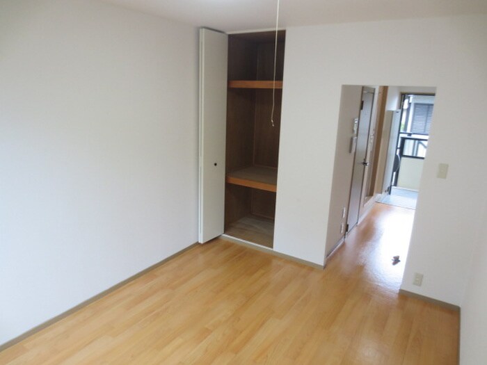 物件内観写真12　(居室)