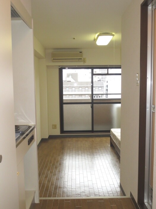 物件内観写真14　(廊下)