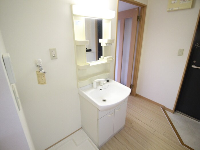 物件内観写真10　(洗面)