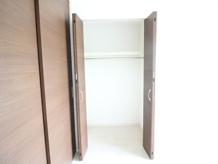 物件内観写真13　(収納)