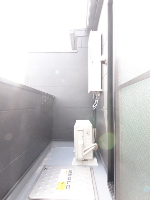 物件内観写真8　(ベランダ・バルコニー)