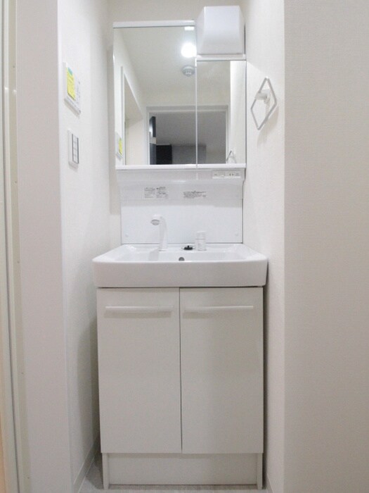 物件内観写真15　(洗面)