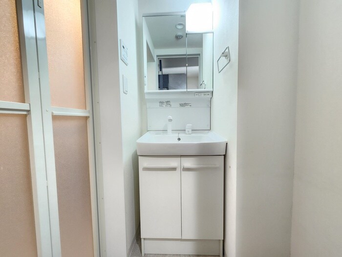 物件内観写真15　(洗面)