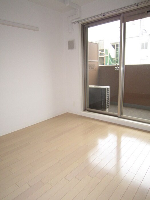 物件内観写真11　(居室)