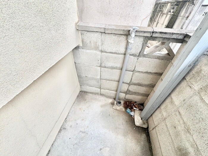 物件内観写真18　(洗濯機置場)