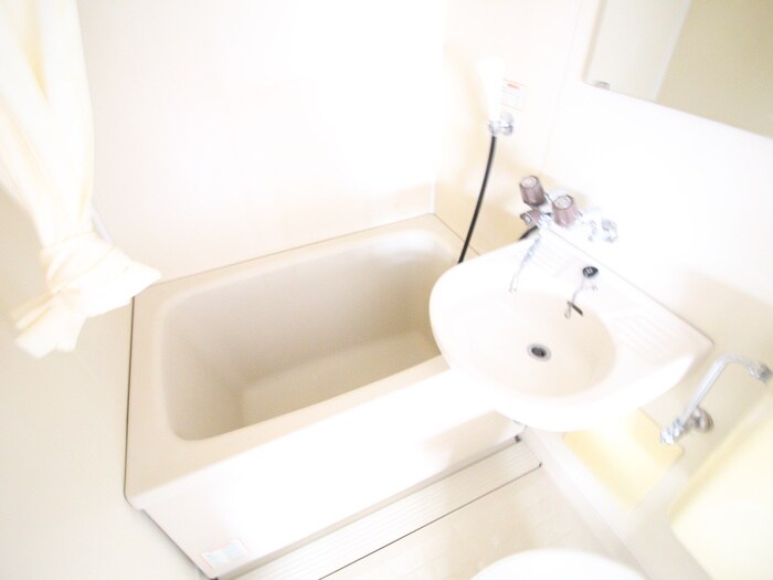 物件内観写真12　(バス／シャワールーム等)