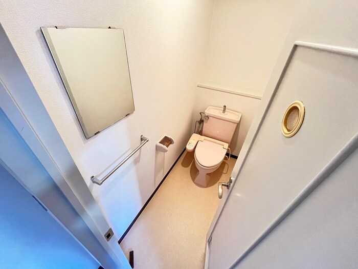 物件内観写真11　(トイレ)