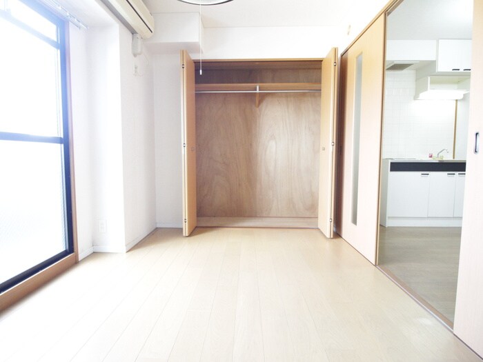 物件内観写真10　(居室)