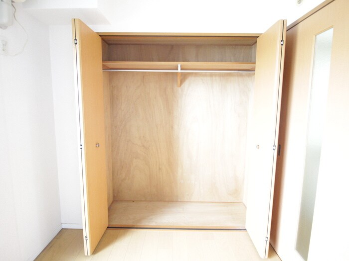 物件内観写真18　(収納)