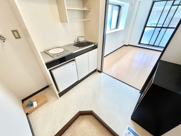 物件内観写真10　(廊下)