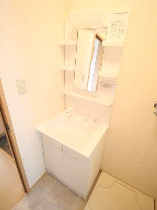 物件内観写真8　(洗面)