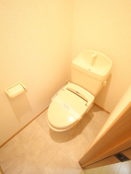 物件内観写真10　(トイレ)