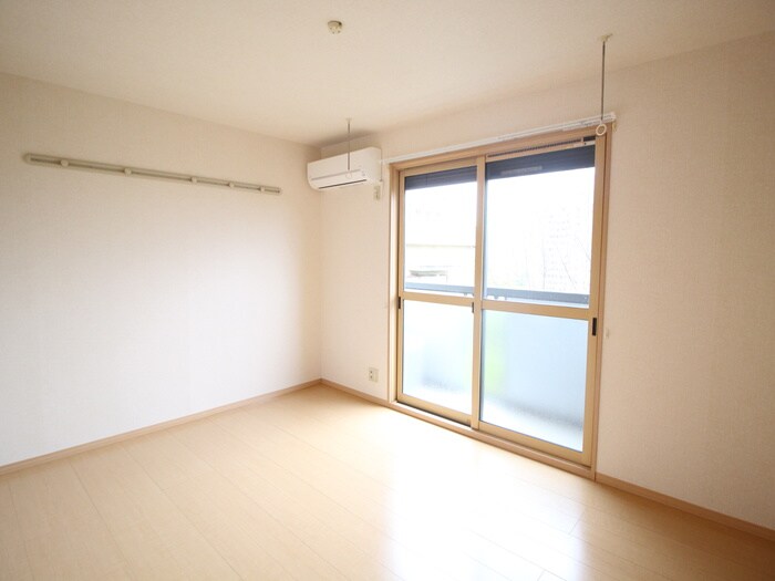 物件内観写真12　(居室)