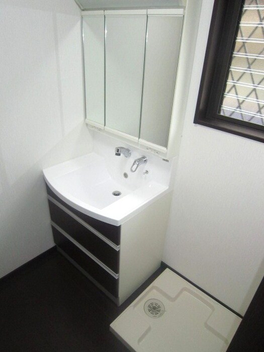 物件内観写真6　(洗面)