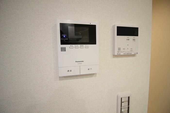 物件内観写真17　(玄関)