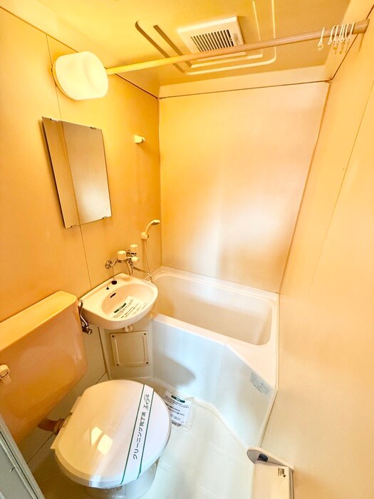 物件内観写真13　(トイレ)