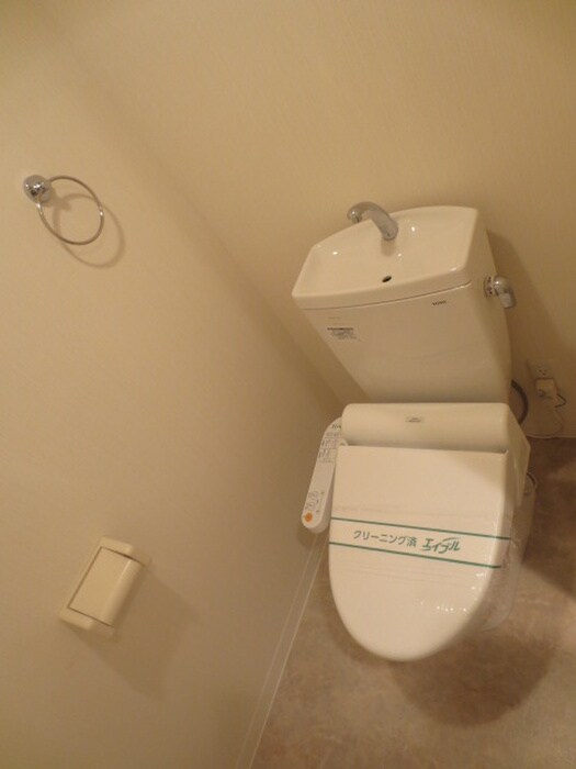 物件内観写真14　(トイレ)