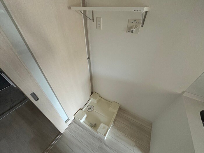 物件内観写真14　(洗濯機置場)