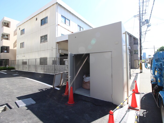 物件外観写真6　(建物設備)