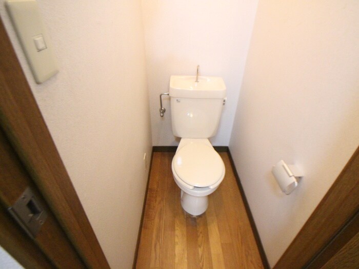 物件内観写真14　(トイレ)