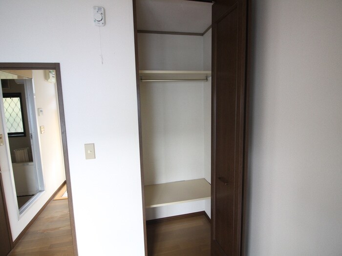 物件内観写真15　(収納)
