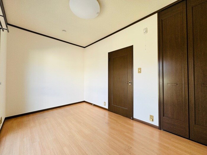 物件内観写真21　(居室)