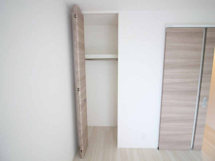 物件内観写真16　(収納)