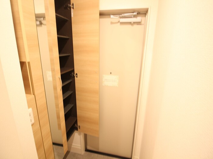 物件内観写真17　(靴箱)