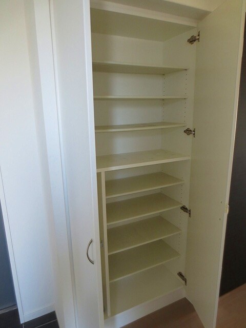 物件内観写真16　(靴箱)