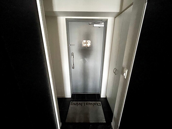 物件内観写真19　(玄関)