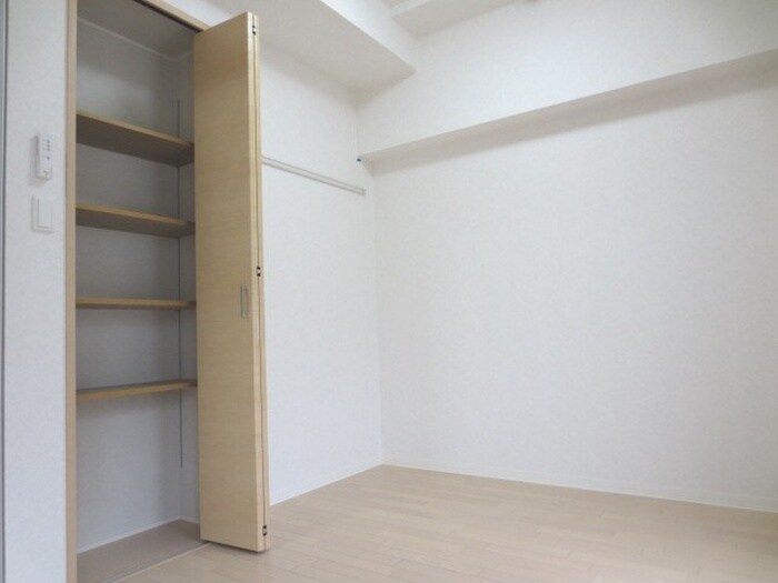 物件内観写真8　(収納)
